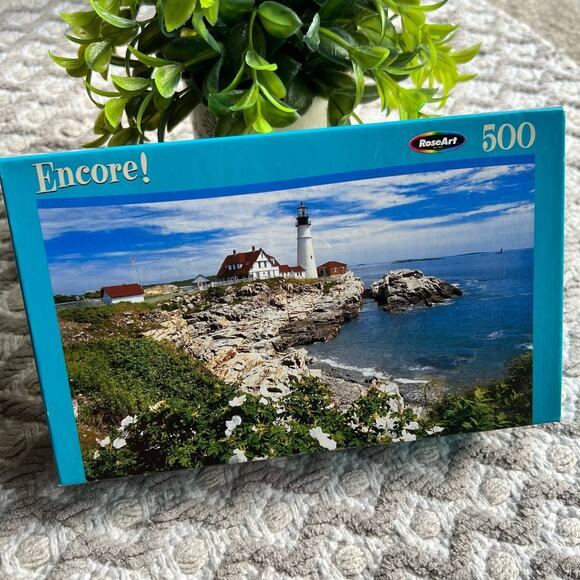 NEW Colorful Roseart Encore White Roses at Portland Head ME 500 Piece Puzzle - Picture 1 of 8